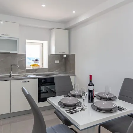 Appartement Iva *
